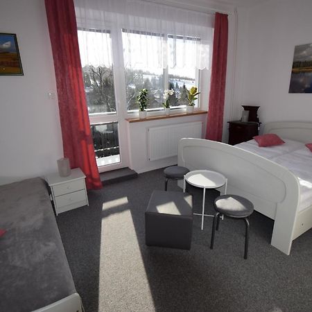 Pension St. Moritz Железна Руда Екстер'єр фото