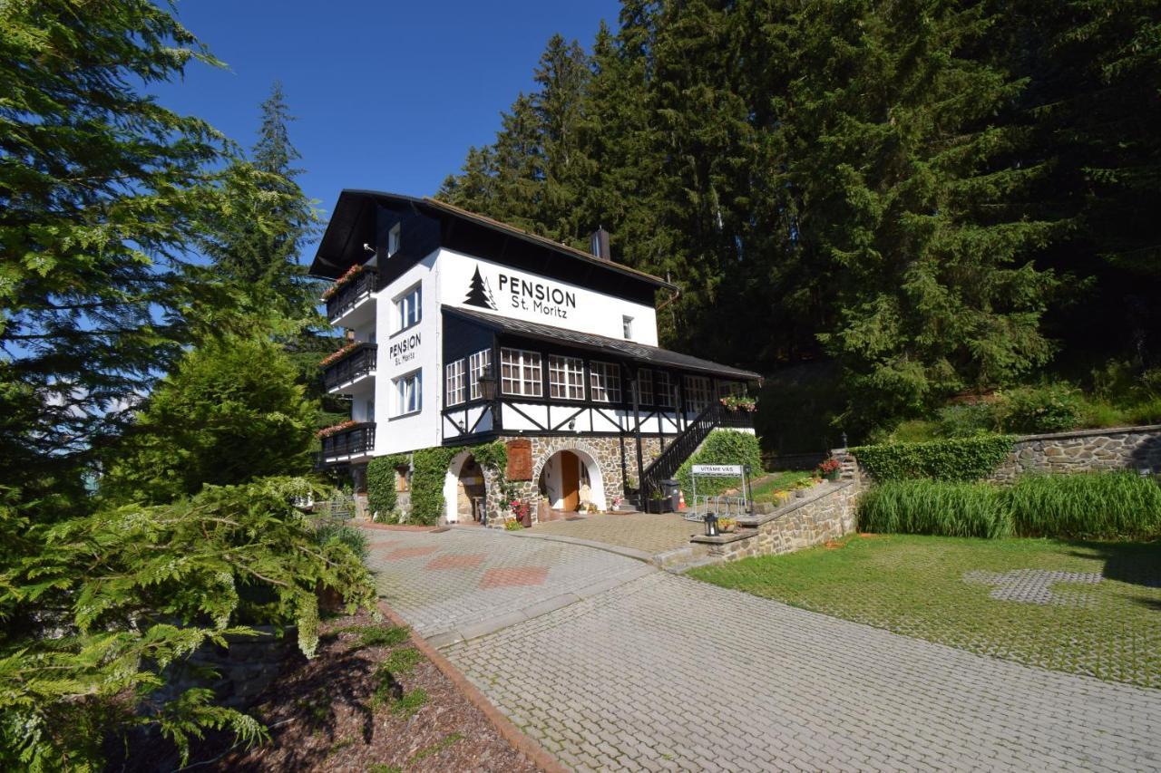 Pension St. Moritz Железна Руда Екстер'єр фото